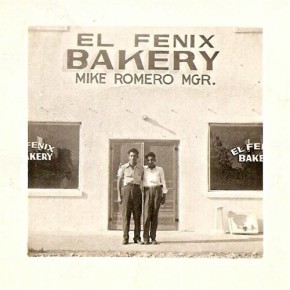 El Fenix Bakery